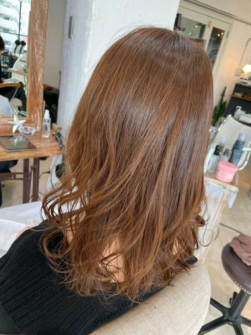 ロング カラー ブラウンカラー ナチュラルブラウン 金子 しおりのヘアスタイル