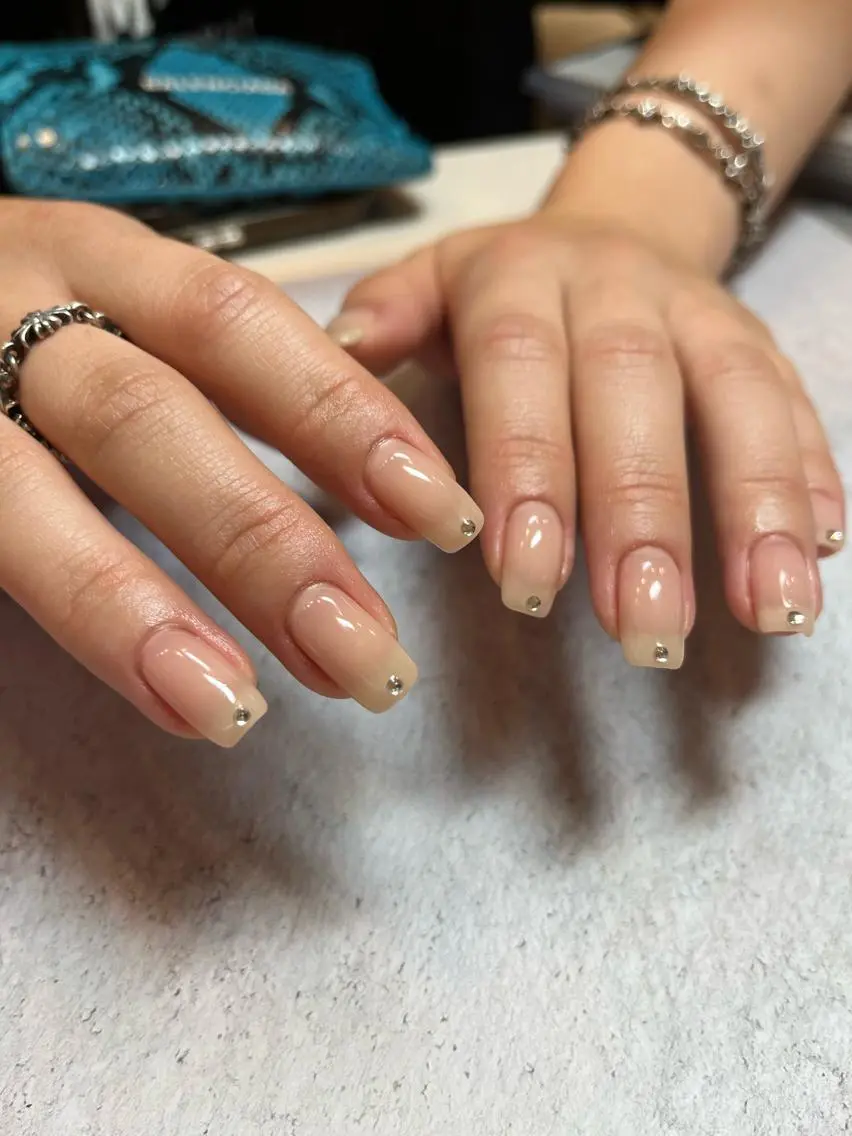 ネイル ハンドネイル 【LINON】 airiのネイルデザイン