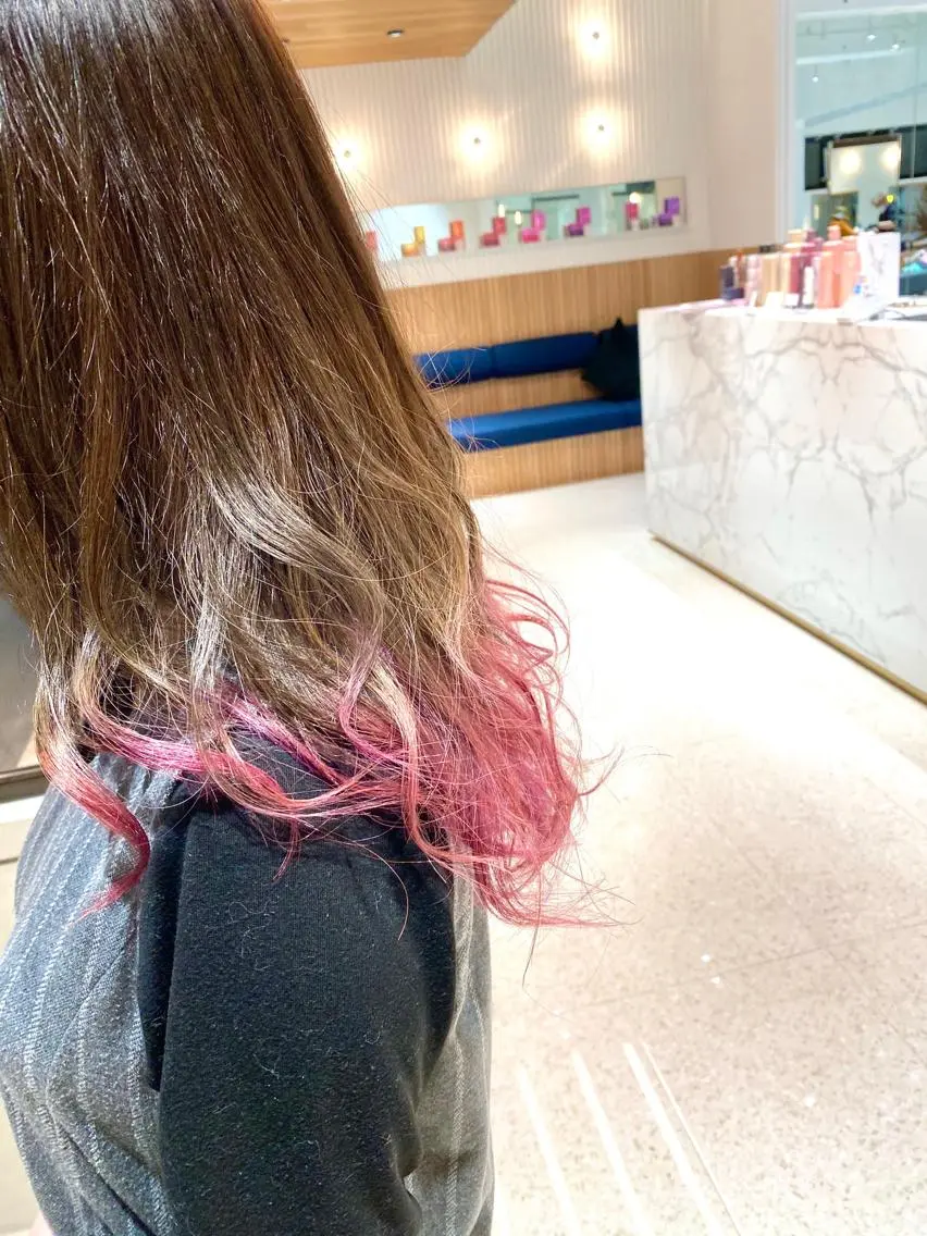セミロング カラー ベージュカラー ピンクカラー 谷合 貴志のヘアスタイル