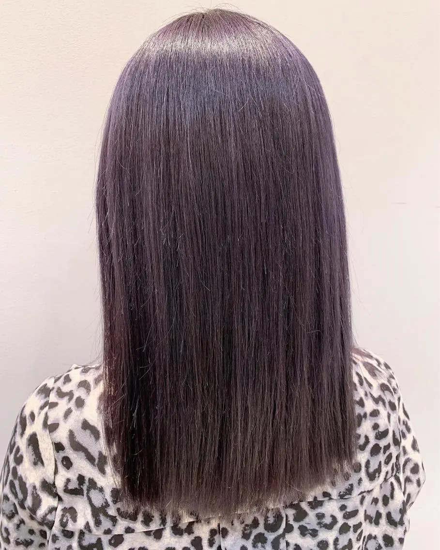 セミロング カラー パープルカラー ヘアカラー トリートメント 🦖鶴岡 香純🦖のヘアスタイル