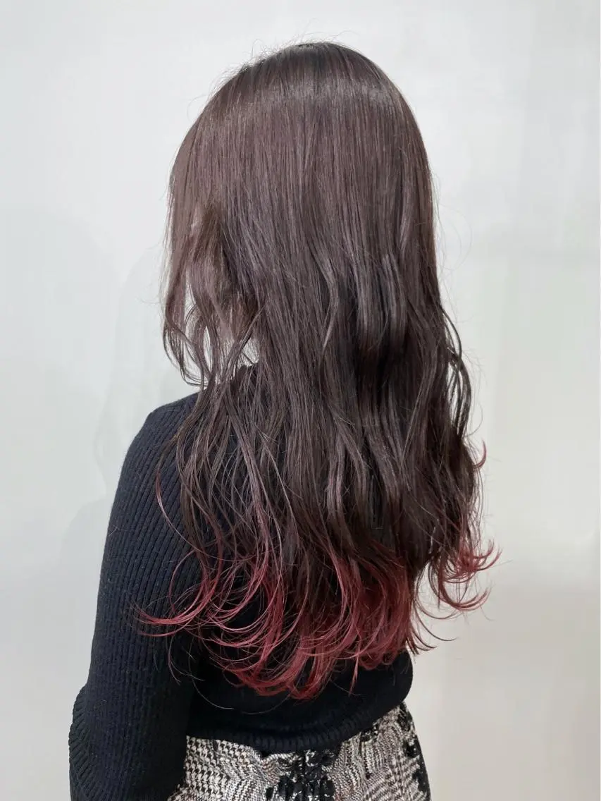 カラー white.梅田 デザインカラー🦄のヘアスタイル