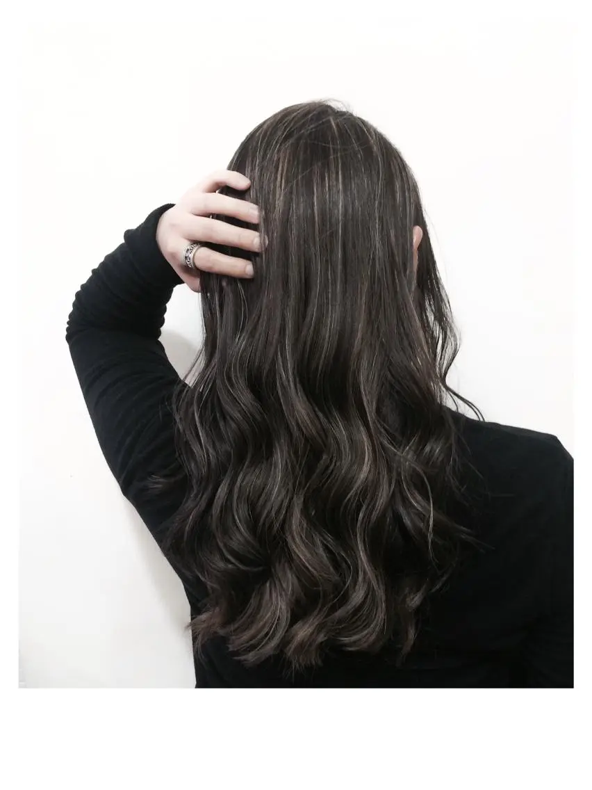 ミディアム カラー LAGOM hair 《池袋》のヘアスタイル