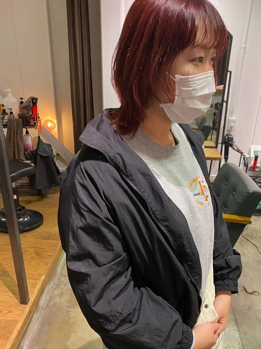 ミディアム カラー ブリーチ ウルフカット カット ヘアカラー トリートメント MR.GOOD MORNINGフジイのヘアスタイル