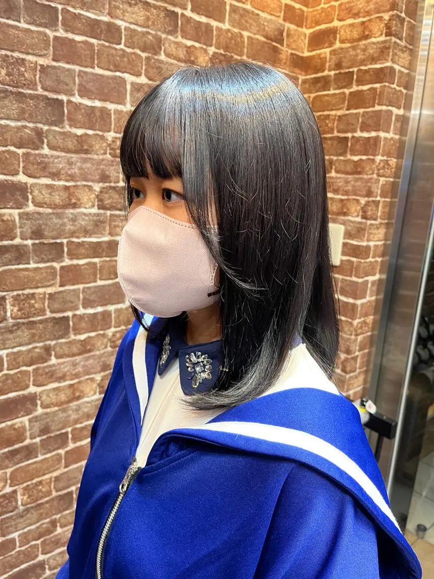 セミロング カラー パーマ ヘアアレンジ メンズ キッズ ネイル マツエク・マツパ アイブロウ メンズハイライト メンズパーマ セミロングパーマ ブラウンカラー ケアカラー 久木原 ゆりのヘアスタイル