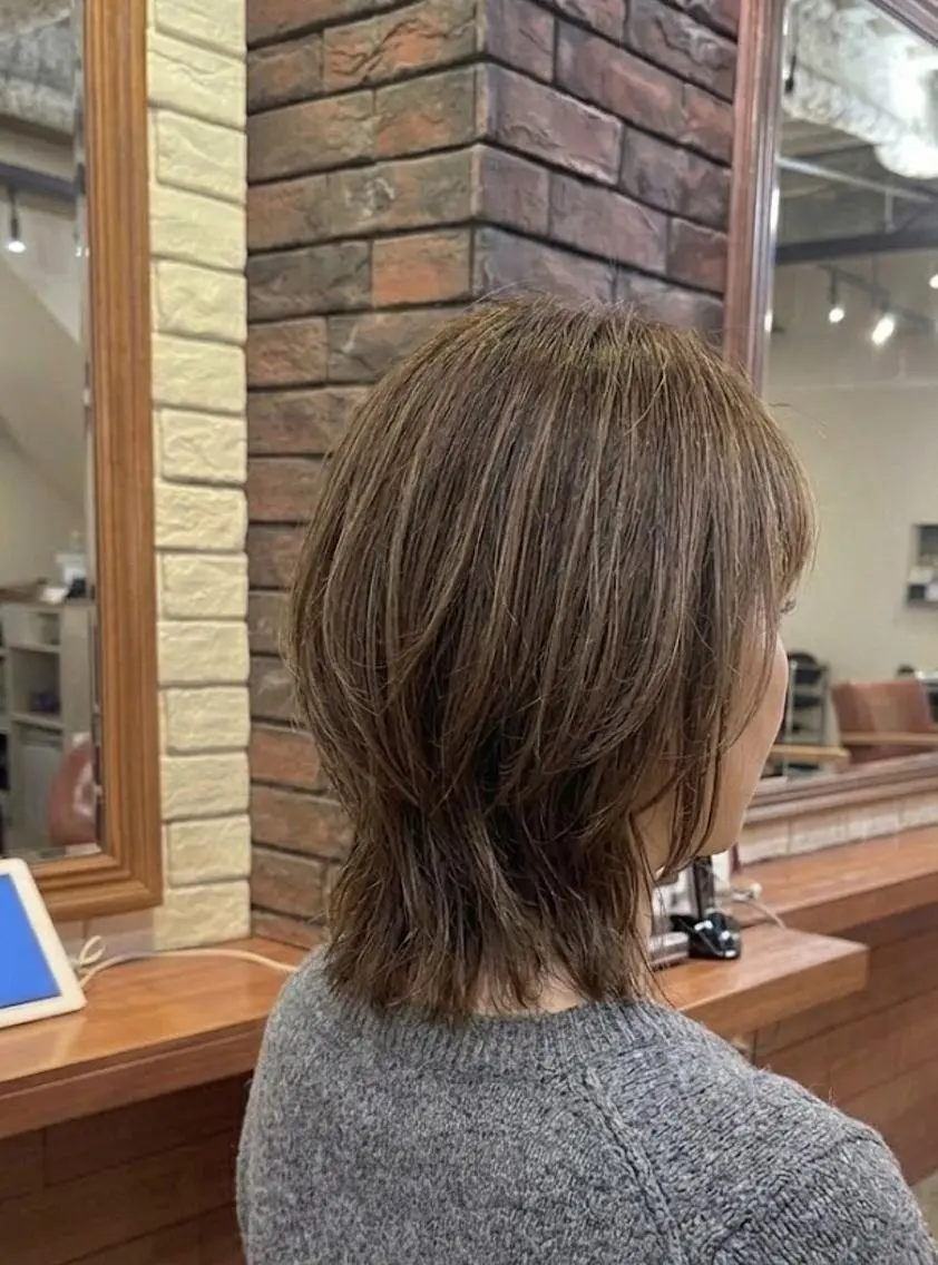 ミディアム カラー ボブレイヤー ボブ レイヤーカット カット ヘアカラー トリートメント flencia 丸 和博|カットのヘアスタイル