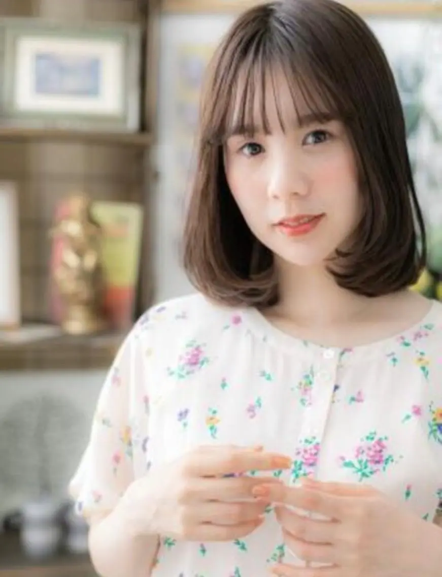 ミディアム カラー パーマ 天使の羽バング・フェザーバング 似合わせ✨透明感🫧 佐藤優斗のヘアスタイル