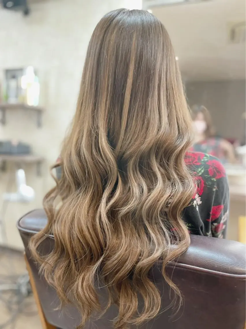 ロング ヘアアレンジ シールエクステ エクステ ハイライト ロング カット エクステ 田井中 悠紀のヘアスタイル