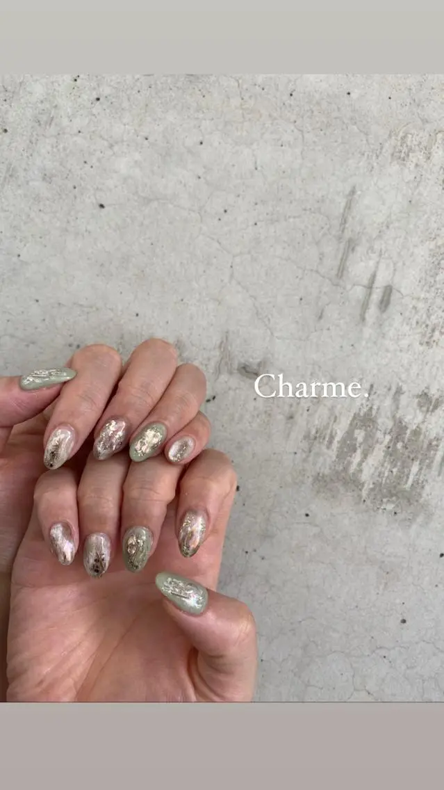 ネイル グリーン ニュアンスネイル Charme. NOBUKOのネイルデザイン