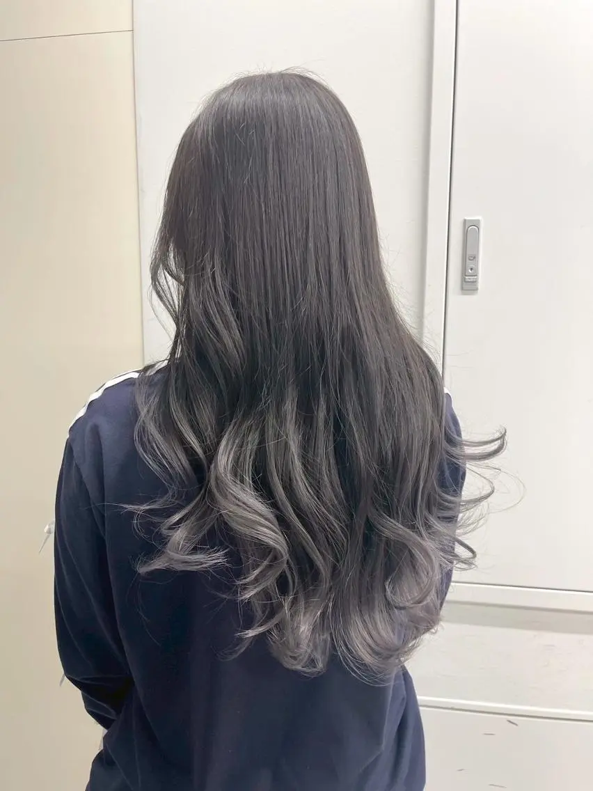 ロング くびれヘア ハイライト ウルフカット ヘアカラー トリートメント 【公式】amble luxe 中野のヘアスタイル