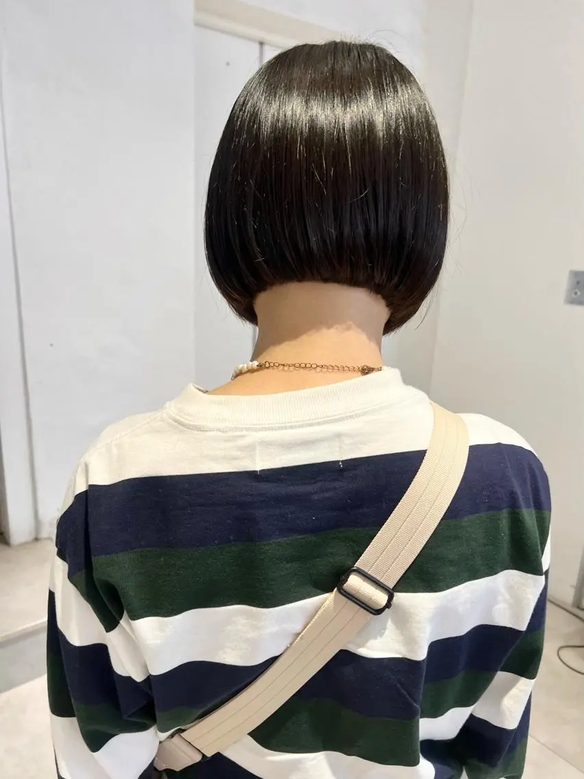 ショート 切りっぱなしボブ ボブ 顔周りカット/透明感 カラー✂️MEIのヘアスタイル
