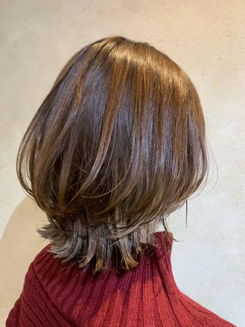 ミディアム カラー 平 ちひろのヘアスタイル