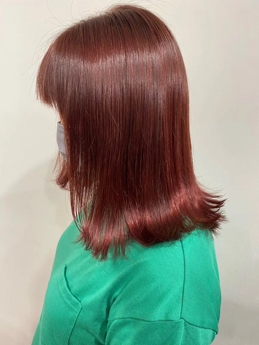 セミロング カラー アディクシーカラー ブリーチ 透明感カラー エドルカラー ハイライトカラー ヘアカラー 夜23時まで予約🉑 reverieあきらのヘアスタイル