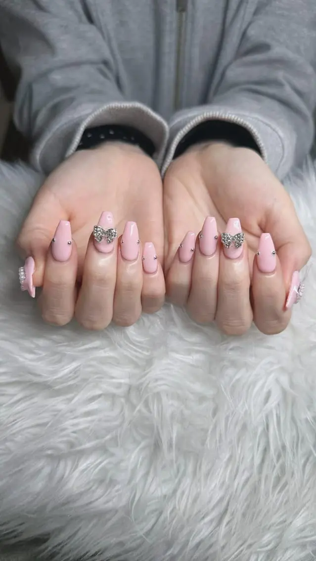 ネイル フレンチネイル ジェルネイル ハロウィン マグネットネイル ネイルチップ ハンドネイル neco H.babynailのネイルデザイン