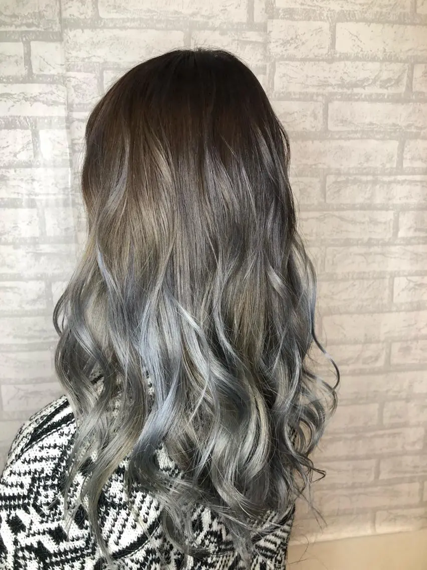 ミディアム カラー ヘアアレンジ ハイライトカラー ハイライト 美髪・艶髪特化美容師 RYOJIのヘアスタイル