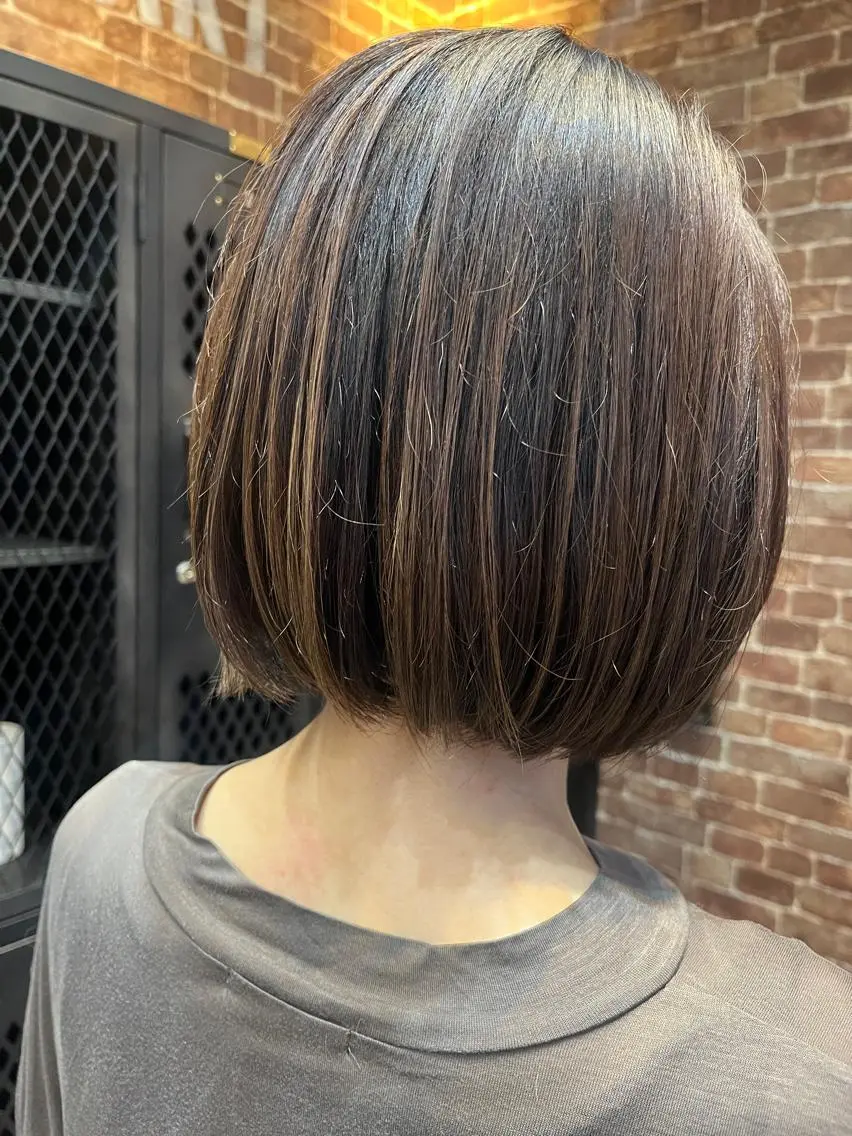 セミロング カラー パーマ ヘアアレンジ メンズ キッズ ネイル マツエク・マツパ アイブロウ メンズブリーチ メンズハイライト メンズインナーカラー メンズ韓国風 ブリーチ 久木原 ゆりのヘアスタイル