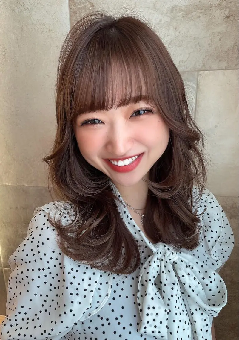 セミロング カラー ベージュカラー 黒髪 ブリーチ ブルーカラー ブルーブラック 木屋元一/透明感 /前髪/レイヤーのヘアスタイル