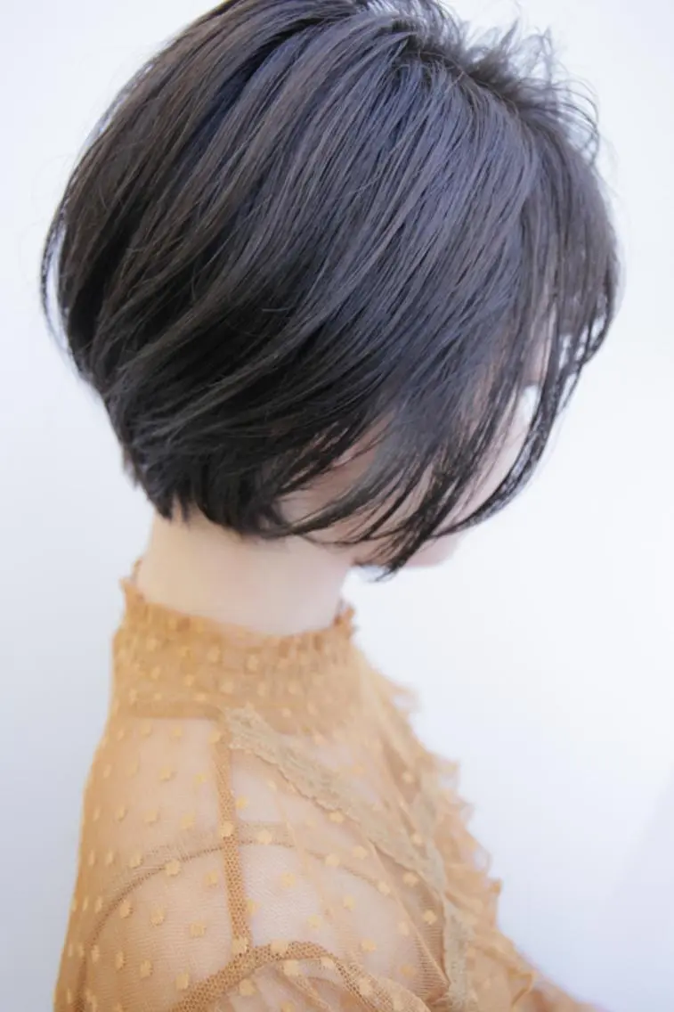 ショート ゆ ずのヘアスタイル