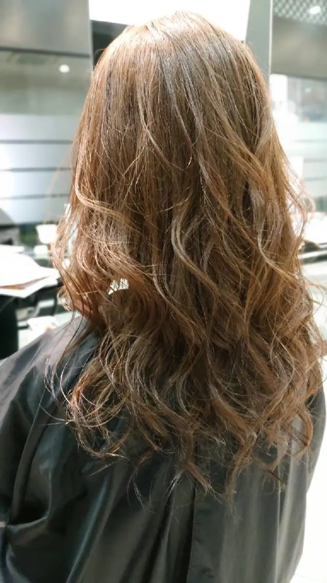 カラー ベージュカラー オレンジ オレンジベージュ 中村 真依のヘアスタイル