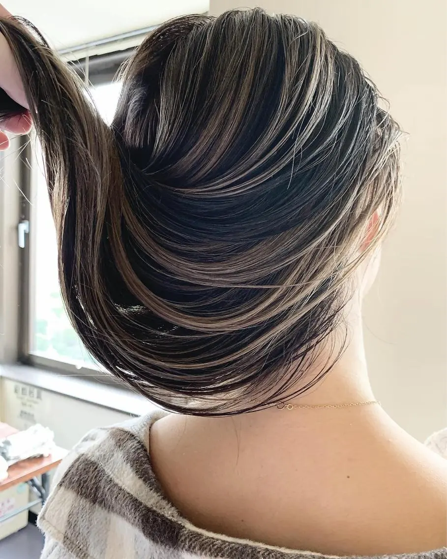 ロング カラー バレイヤージュ レイヤーカット 阿部 圭悟のヘアスタイル