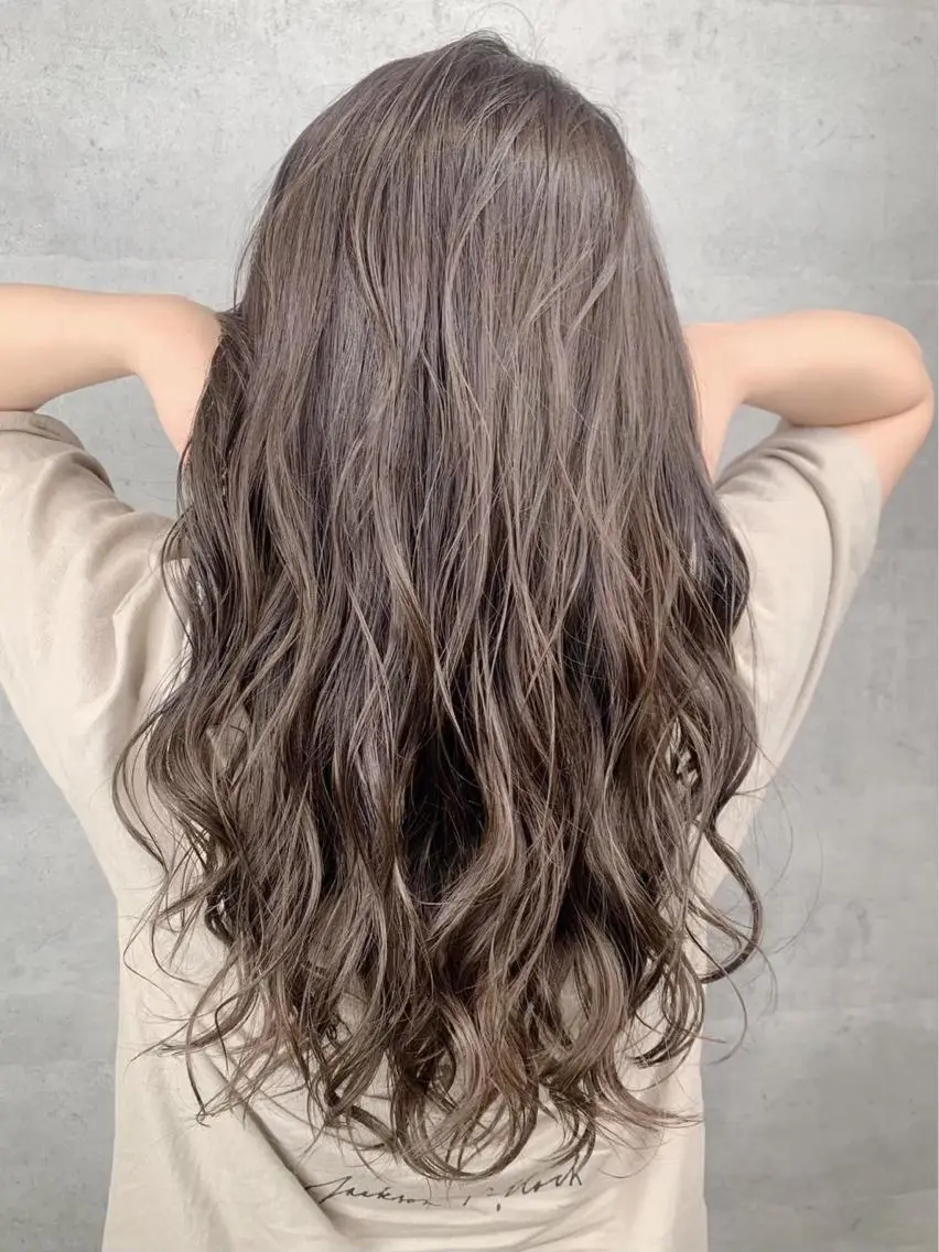 セミロング _WHITE 静岡店のヘアスタイル