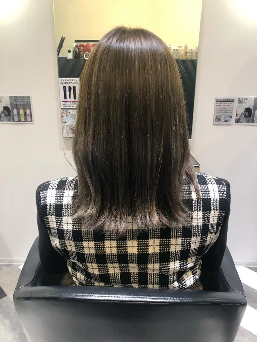 セミロング カラー 🌟1番すきを作りま しょう🌟 なつきのヘアスタイル