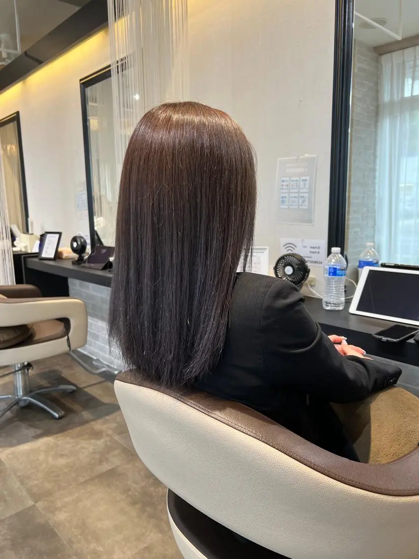 セミロング 川村 綾のヘアスタイル