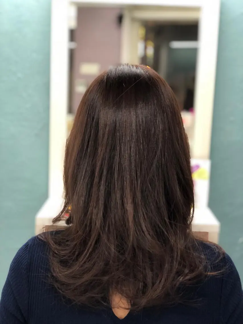 セミロング みなみ ・のヘアスタイル