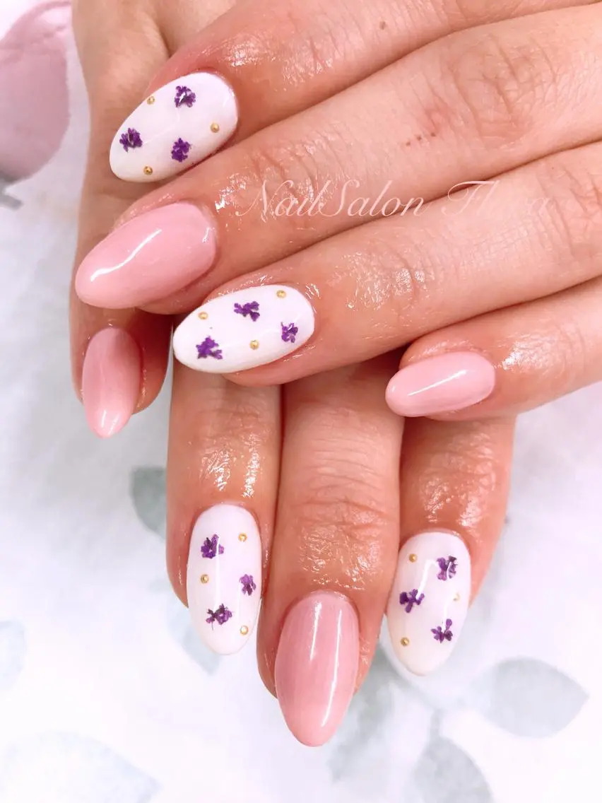 ネイル NailSalon Fluraのネイルデザイン