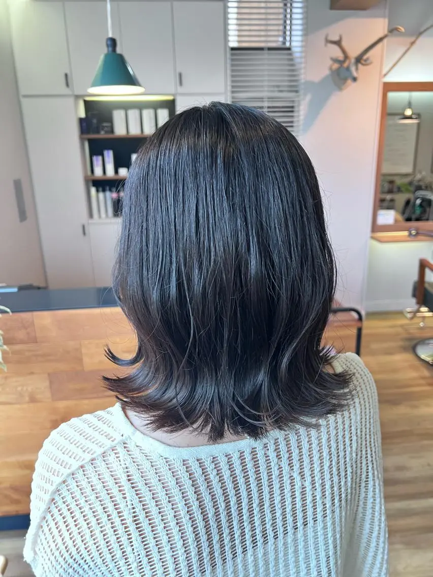 ミディアム カラー カット ヘアカラー トリートメント ツキダテ ユイのヘアスタイル