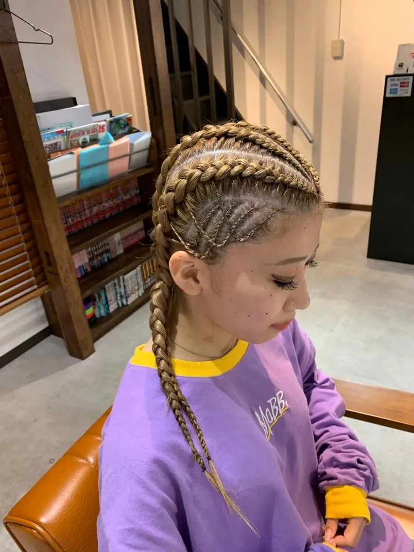 ヘアアレンジ 東風上 亮介のヘアスタイル