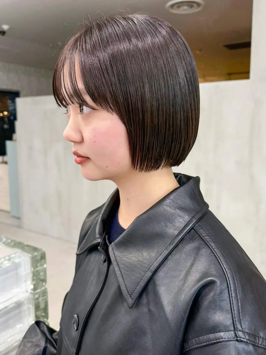 カラー ミディアム アッシュ アッシュブラック 黒髪 カット ヘアカラー トリートメント ITbyALBUM 八王子店のヘアスタイル