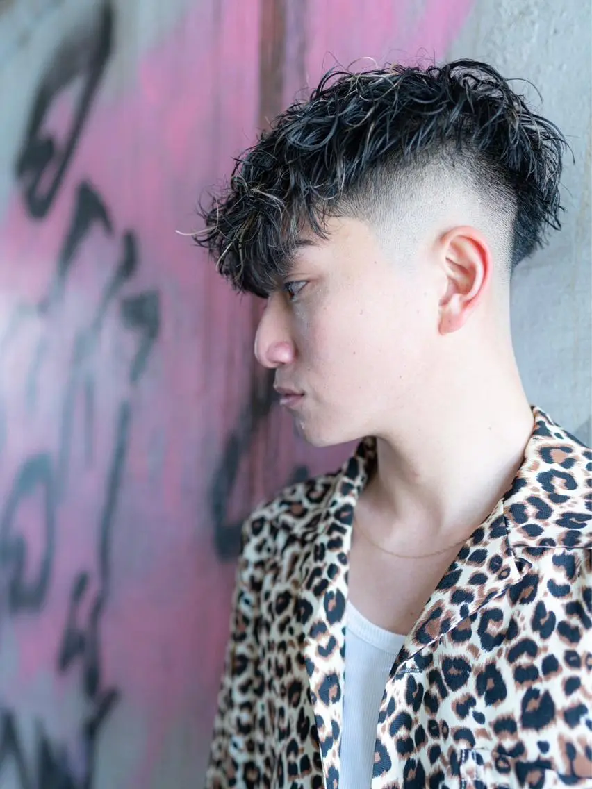 ショート パーマ メンズ フェードカット メンズパーマ スキンフェード 刈り上げ カット パーマ 💈圧倒的メンズ特化 DAITO💈のヘアスタイル