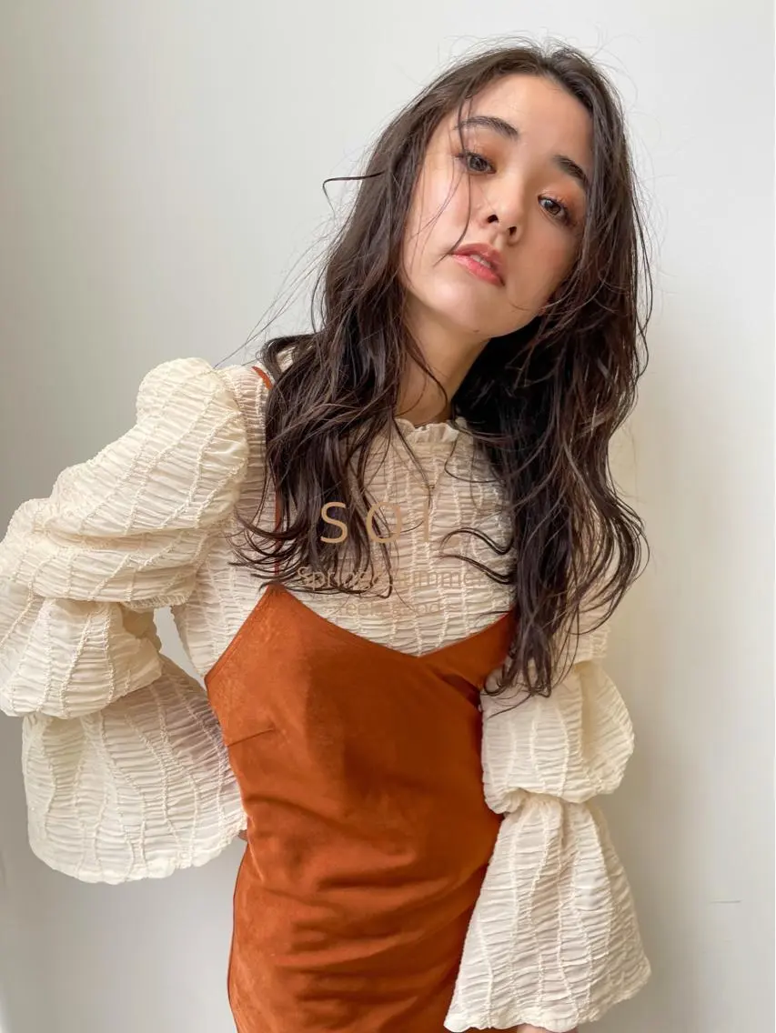 ロング UMEDA FIGAROのヘアスタイル