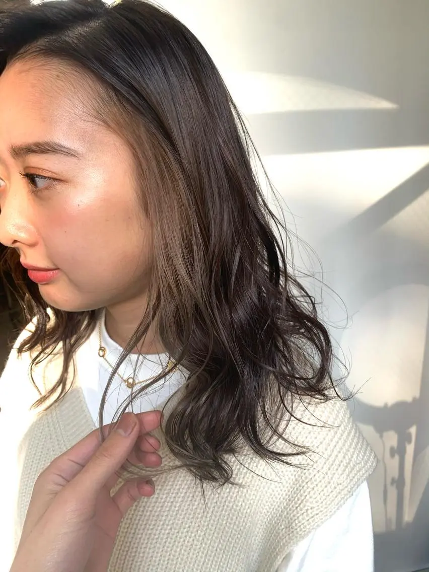 ミディアム カラー ヘアアレンジ 🇺🇸海外レイヤー /カラーGOのヘアスタイル