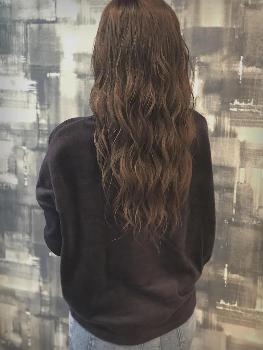 ロング カラー ベージュカラー 日高 香織のヘアスタイル