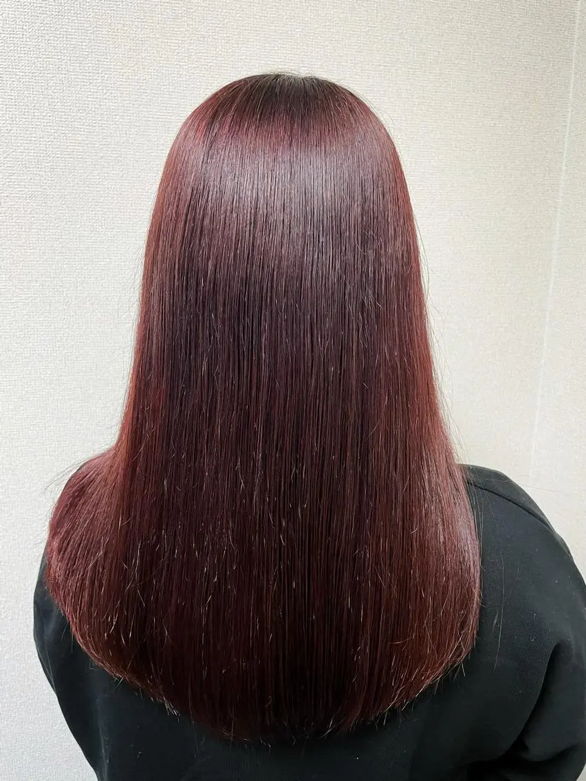 セミロング 縮毛矯正 髪質改善お任せ ください♪ひとみのヘアスタイル