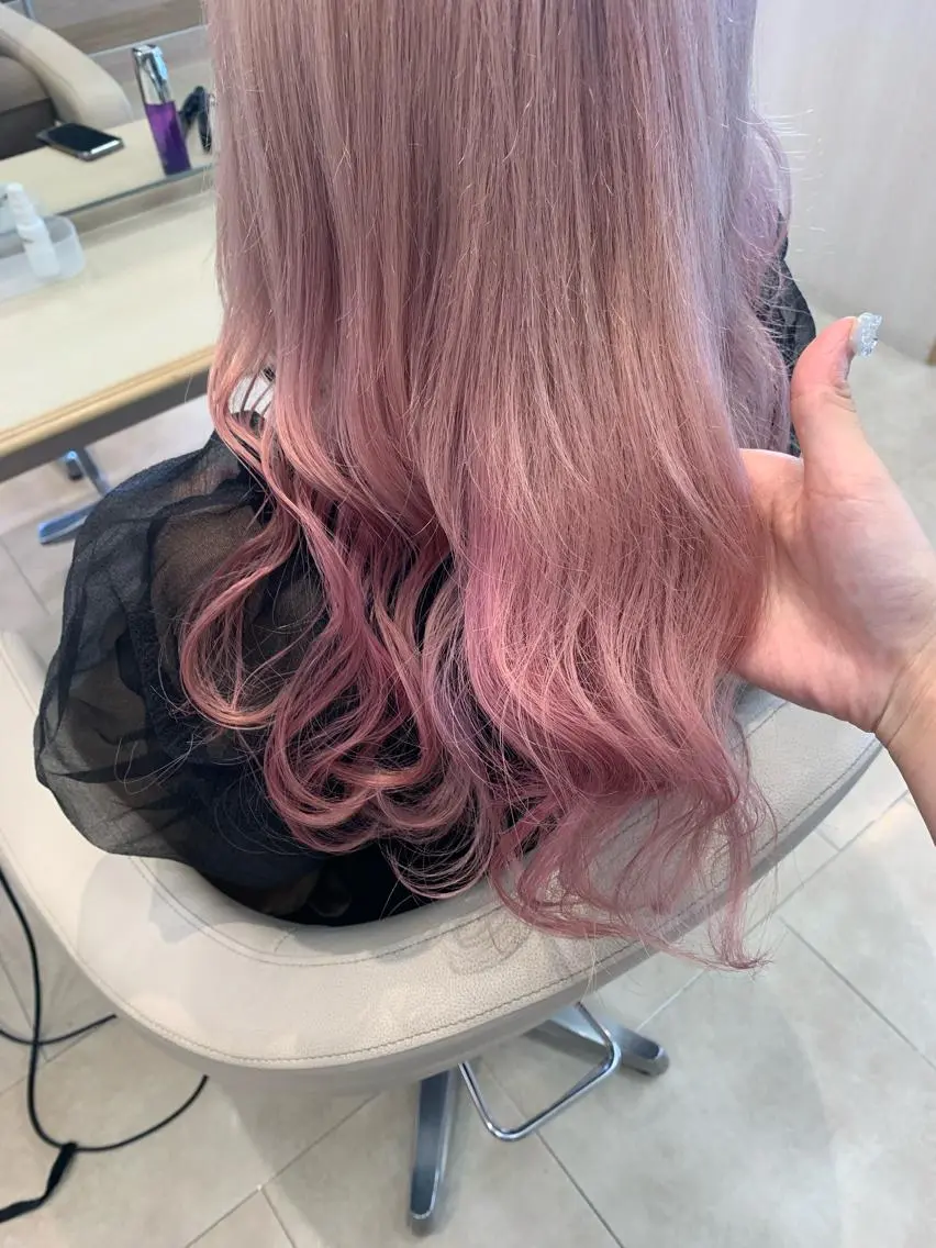 ロング カラー 暖色/ブリーチカラー 🎀 M i k uのヘアスタイル