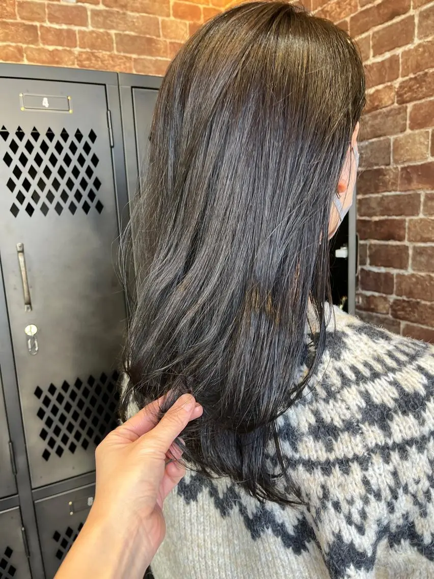 セミロング カラー パーマ ヘアアレンジ メンズ キッズ ネイル マツエク・マツパ アイブロウ メンズブリーチ メンズハイライト メンズインナーカラー メンズ韓国風 ブリーチ 久木原 ゆりのヘアスタイル
