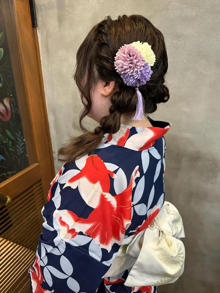 ロング ヘアアレンジ カット スパのヘアスタイル