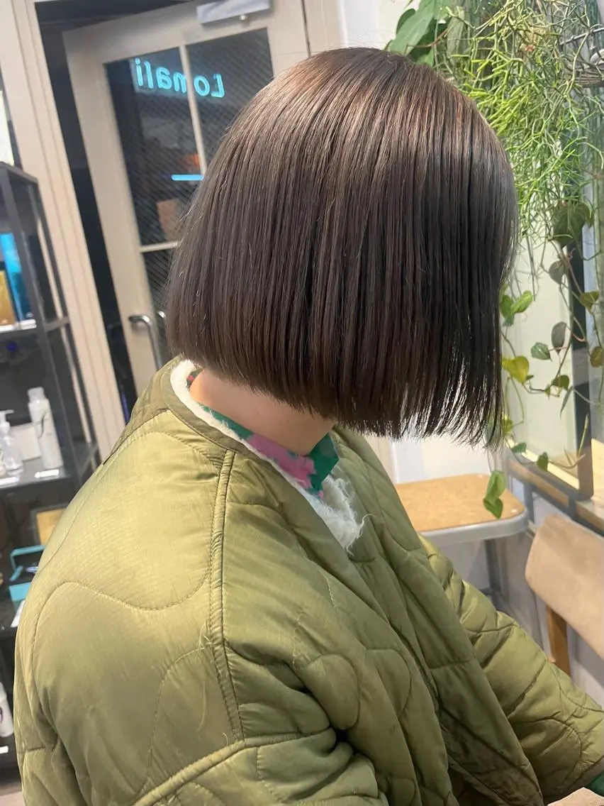 ショート カラー パーマ ヘアアレンジ メンズ キッズ ネイル マツエク・マツパ アイブロウ メンズハイトーン グレージュ ハイトーンカラー ハイトーングレージュ 眉カラー お洒落パーマ/ボブ ❄️Tomoka❄️のヘアスタイル