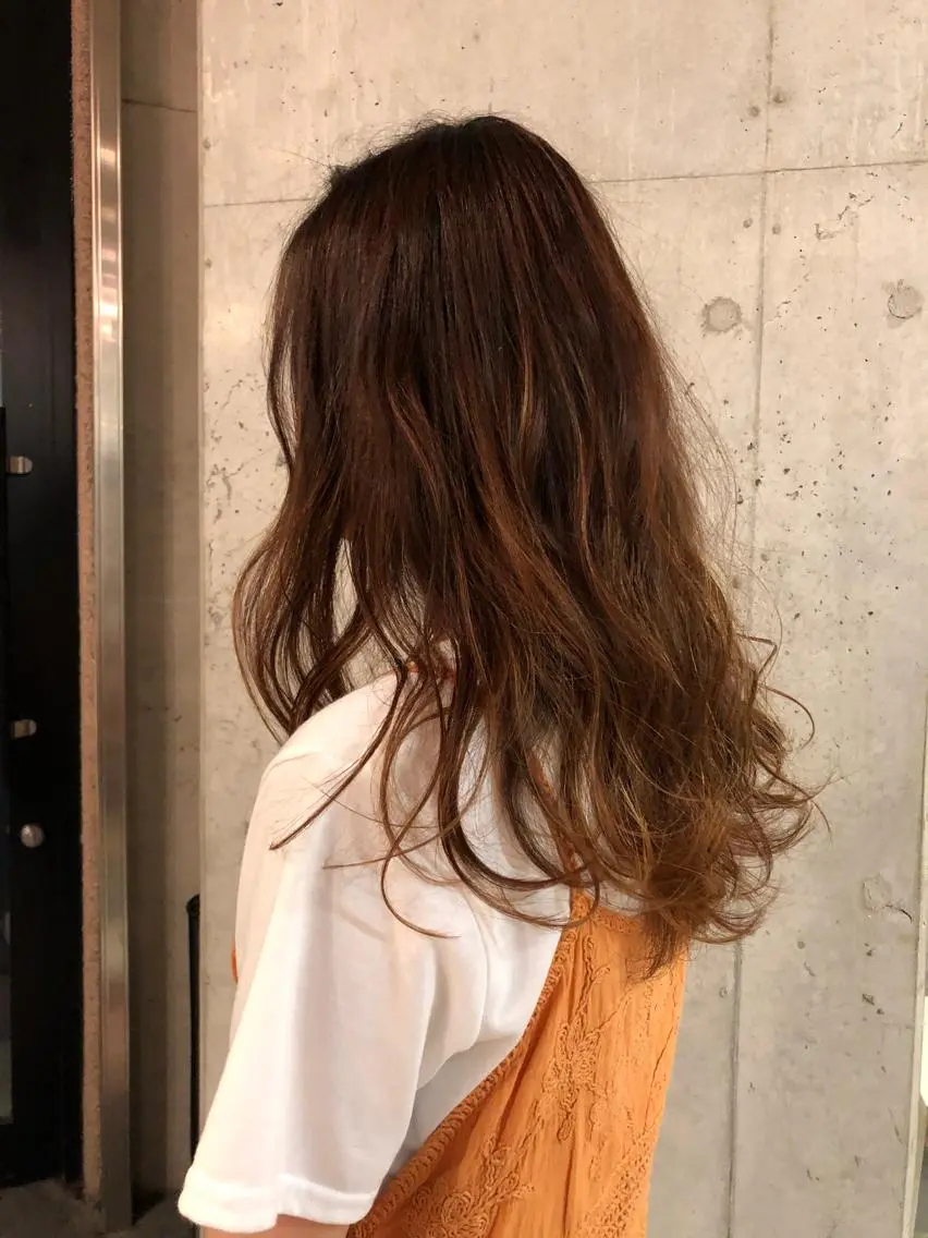 セミロング カラー ヘアアレンジ ブリーチ 髪質改善韓国レイヤー カット内田智大のヘアスタイル