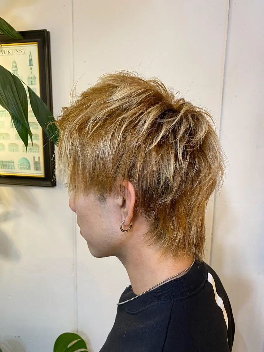 ショート メンズ 長濱 俊のヘアスタイル