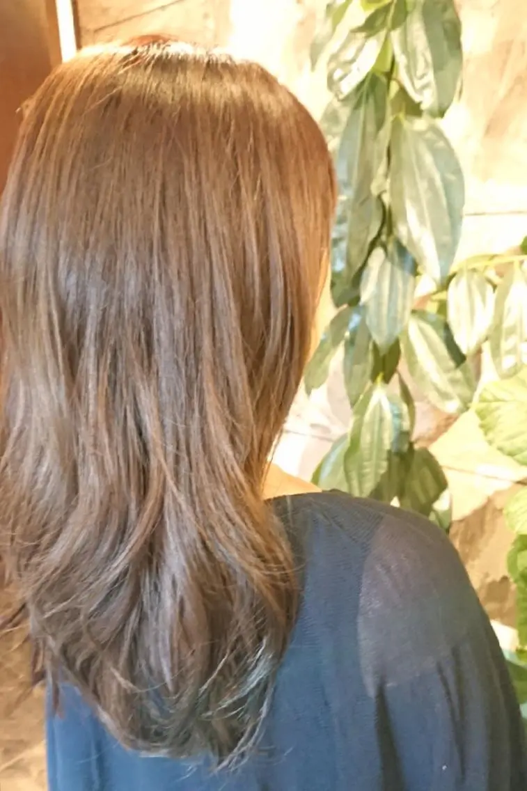 ロング 清水 旭美のヘアスタイル