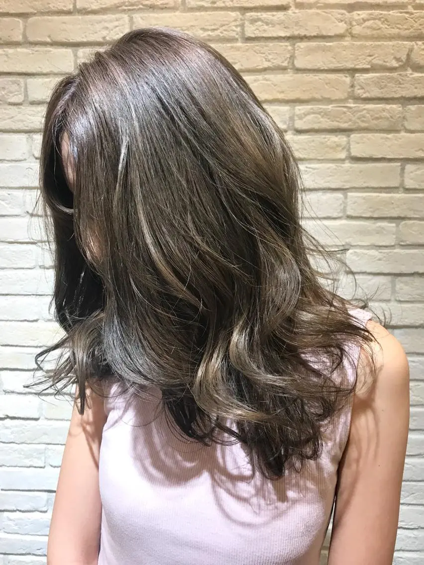 セミロング カラー シールエクステ⭐️ オオミタクヤのヘアスタイル