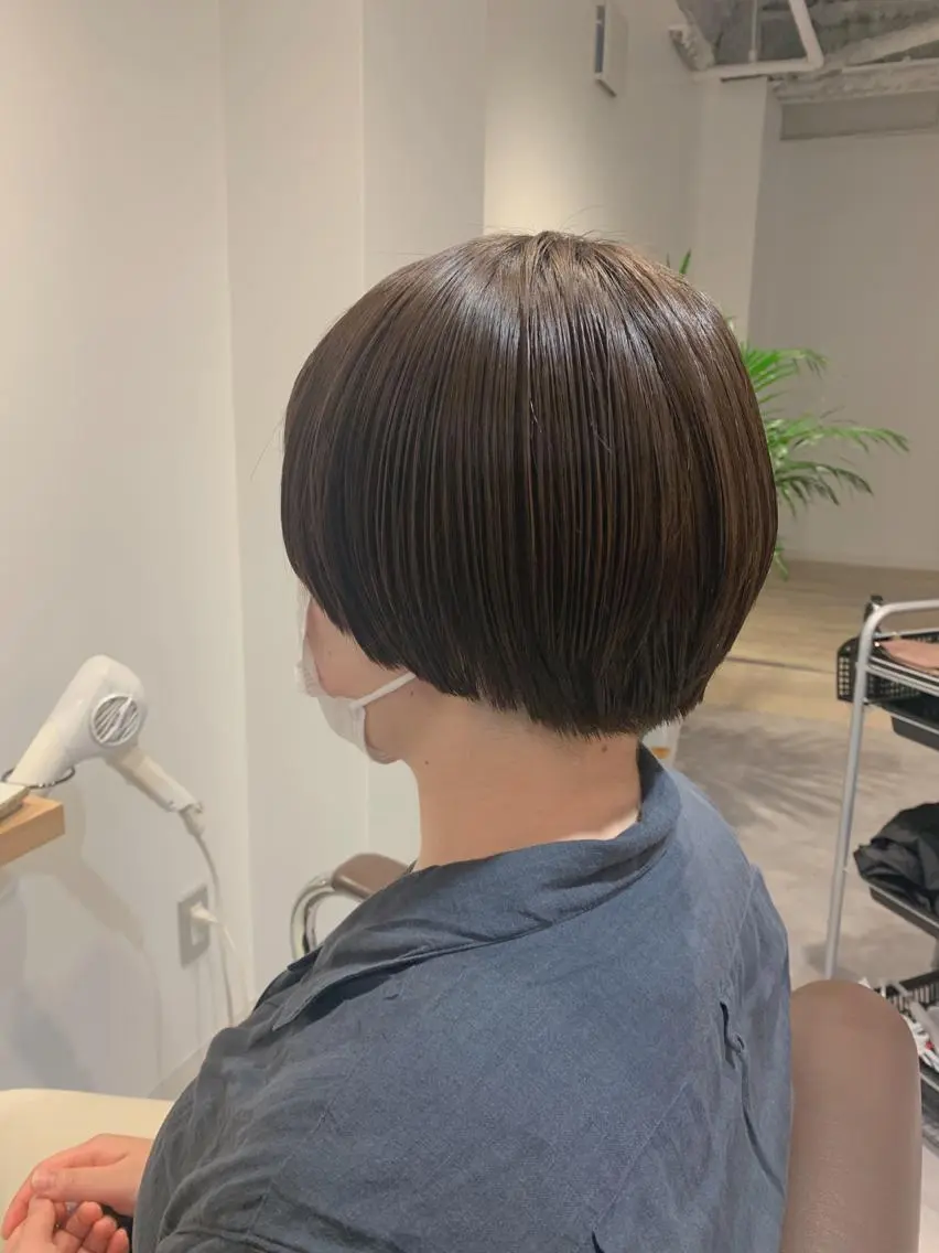 ショート カット MIA 菅原のヘアスタイル