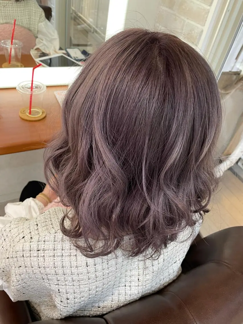 ミディアム カラー ブリーチ ラベンダーカラー ラベンダーピンク ピンクカラー Aujua ソムリエ 勝又舞夏のヘアスタイル