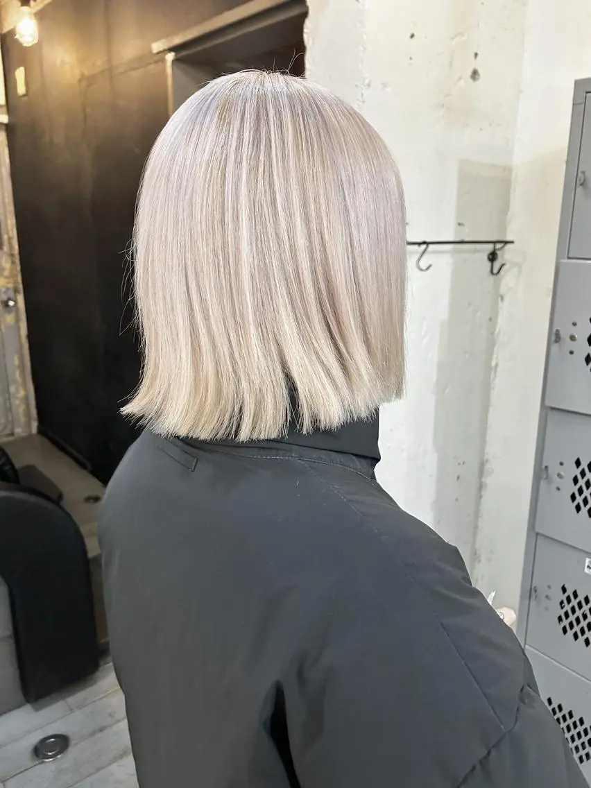 カラー ショート カット ヘアカラー トリートメント 🌼U24 ヘアデザインラボのヘアスタイル