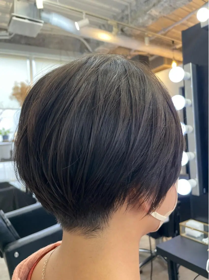 ショート ショートヘア カット ヘアカラー トリートメント ブリーチなし透明感 タケザワミキのヘアスタイル