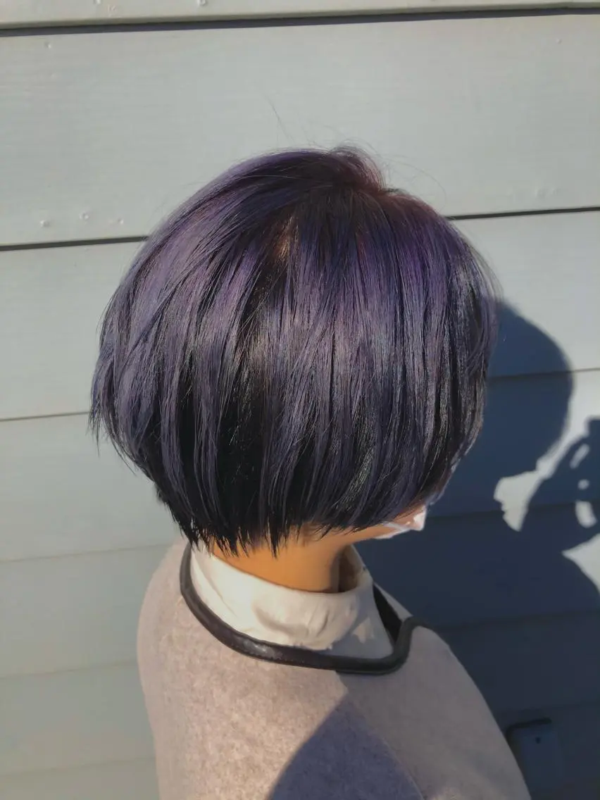 ショート パープルカラー ヘアカラー トリートメント 佐藤 悠生 メンズパーマ.カットのヘアスタイル