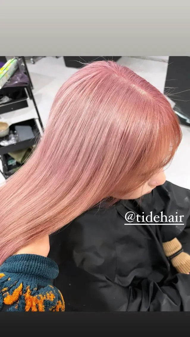 ミディアム カラー ベージュカラー ピンクカラー ピンクベージュ TIDEHAIR / 韓国ヘア/MOEのヘアスタイル